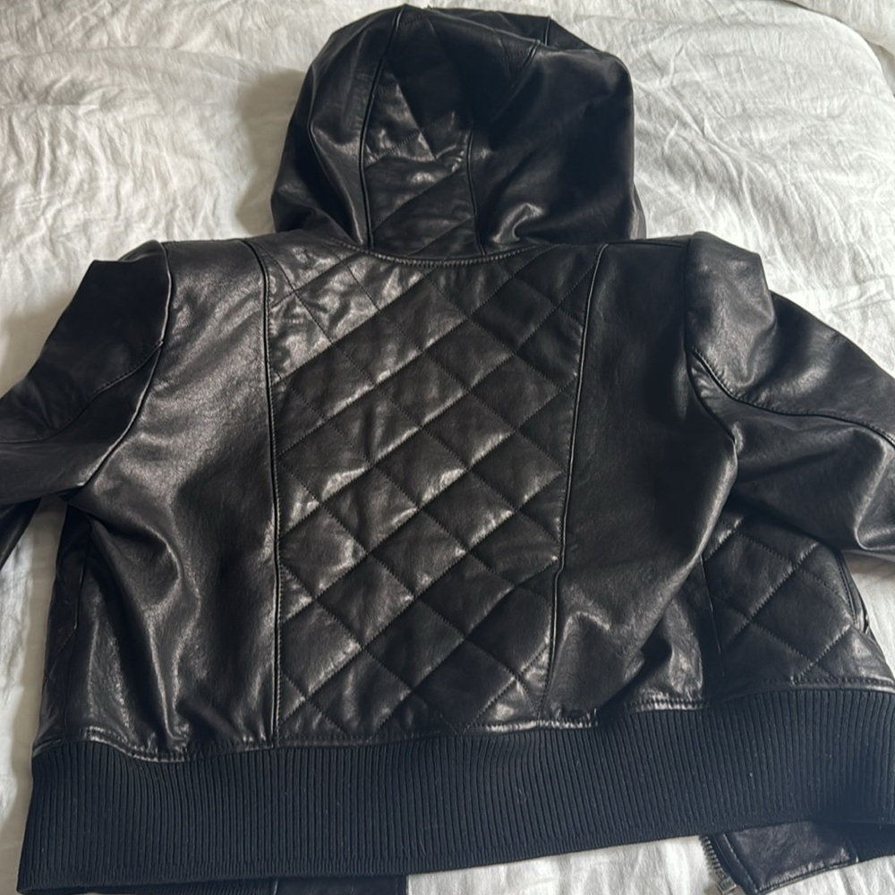 Black Quilted Leather Jacket - Picture 6 of 8